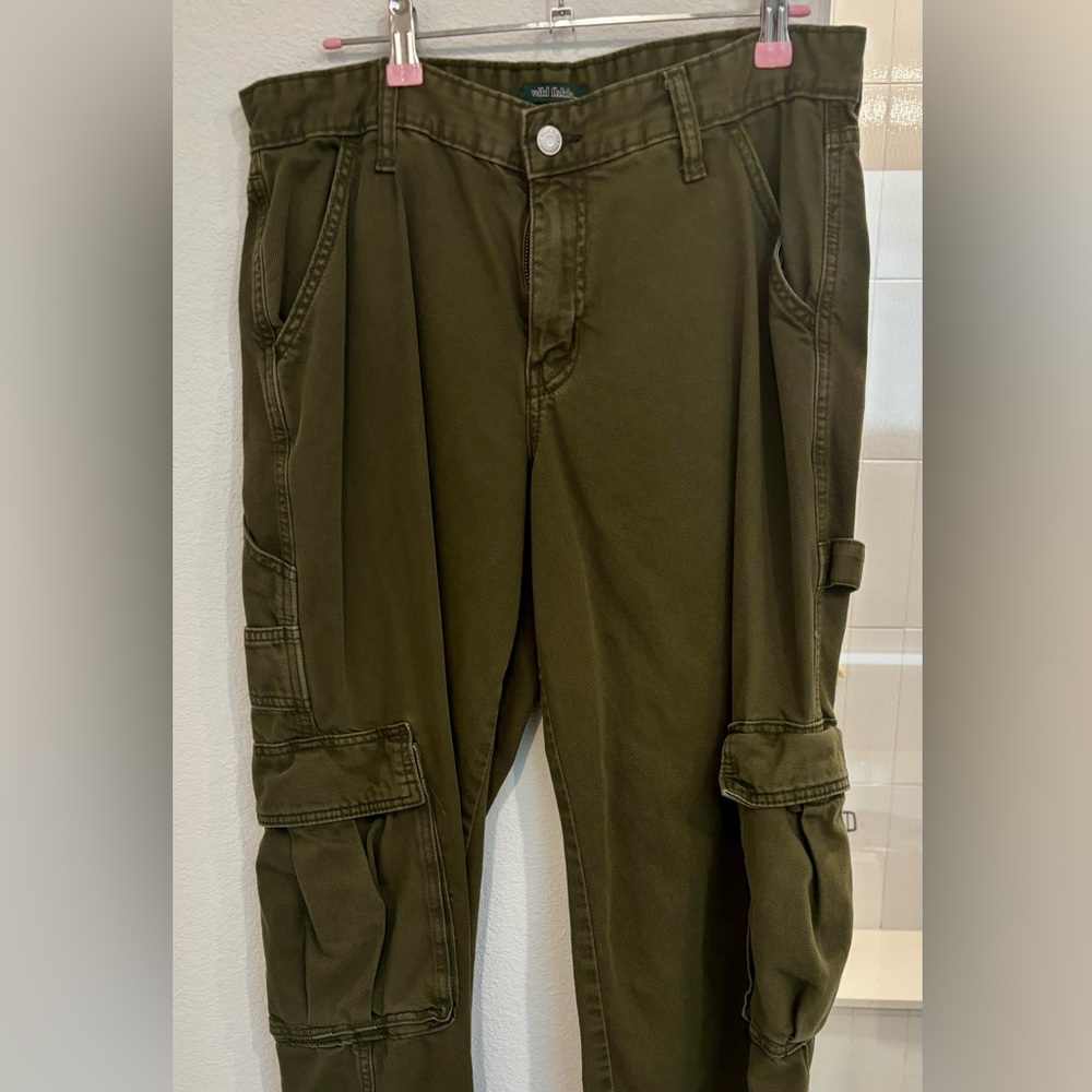 Wild Fable Olive Cargo Pants